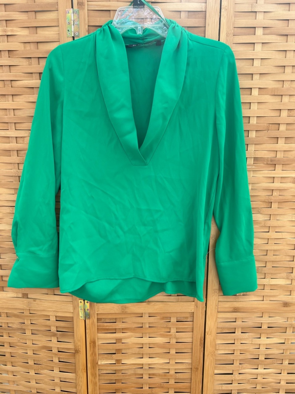 🔥3/$8-Zara Emerald Green V-Neck Draped Blouse
